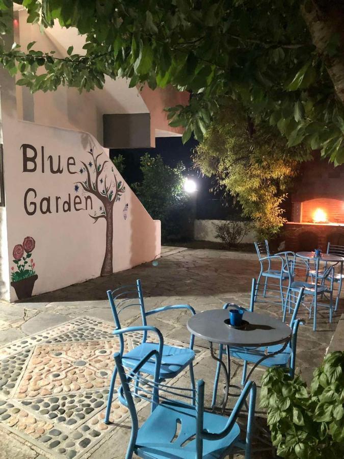 Blue Garden Inn Foúrka Eksteriør bilde